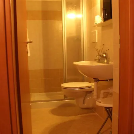 Al Tajol Hotel Lamon